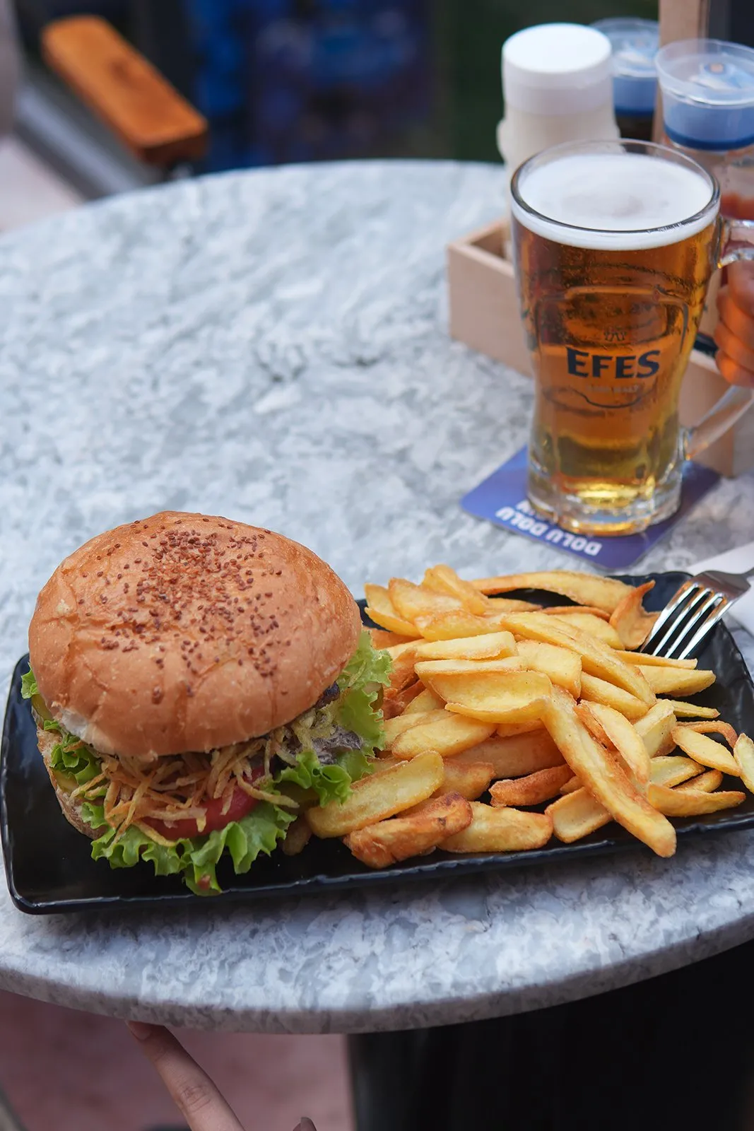 FIÇI BİRA VE DİSCO BURGER