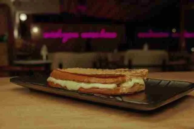 Kaşarlı Tost
